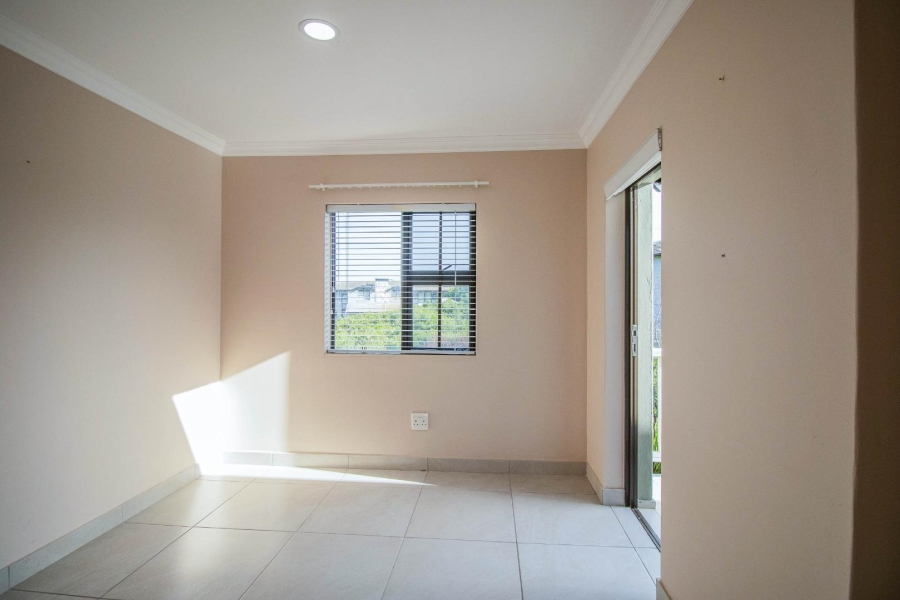 4 Bedroom Property for Sale in Hartenbos Landgoed Western Cape